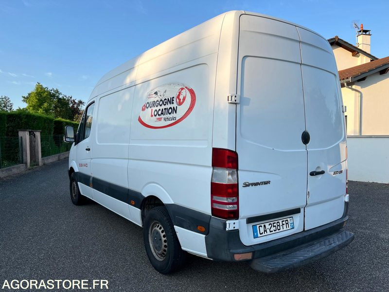 MERCEDES SPRINTER - 2007 / 182 000 KM - Fourgon utilitaire: photos 5 MERCEDES SPRINTER - 2007 / 182 000 KM - Fourgon utilitaire: photos 5