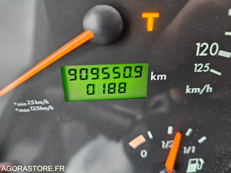 Autocar MERCEDES TOURISMO - 2012 - 909550KM - CF553CP: photos 9