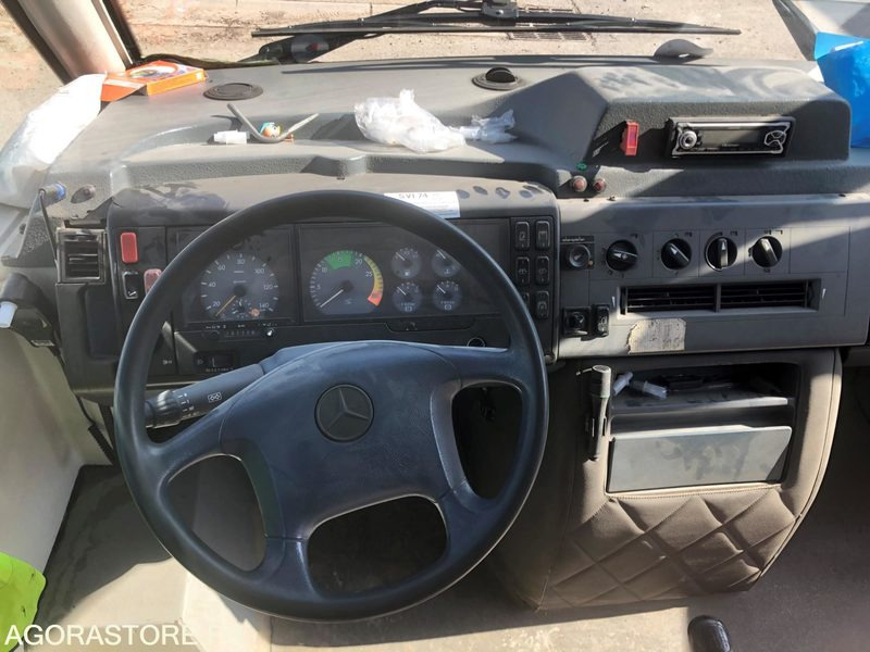 Minibus, Transport de personnes MINI-BUS MERCEDES VARIO - 127178 kms - 2000: photos 7 Minibus, Transport de personnes MINI-BUS MERCEDES VARIO - 127178 kms - 2000: photos 7