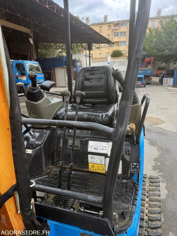 MINI PELLE - YANMAR - VIO17 - 2016 - 1690 heures (EGB307629 - 051891) - Mini pelle: photos 5 MINI PELLE - YANMAR - VIO17 - 2016 - 1690 heures (EGB307629 - 051891) - Mini pelle: photos 5