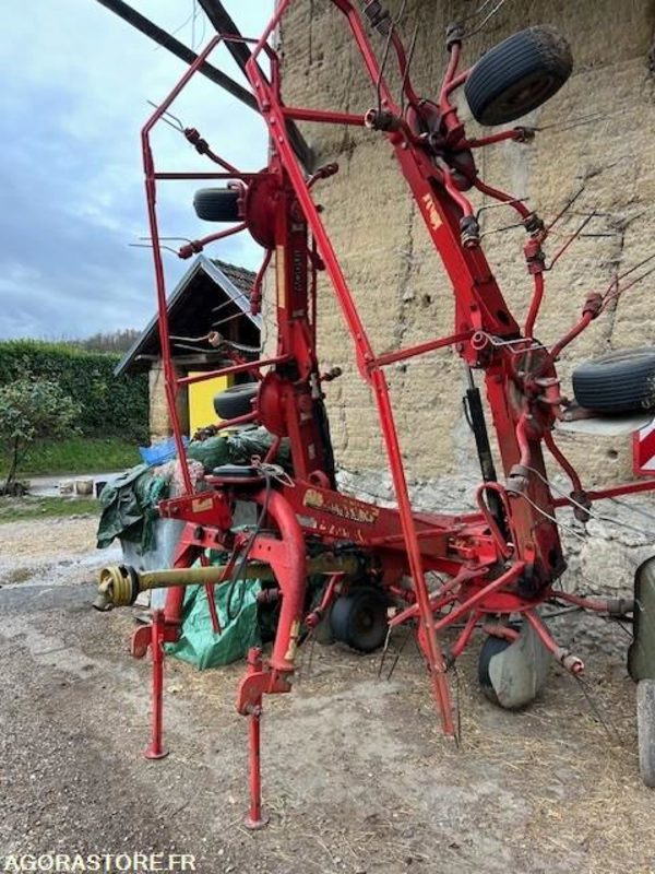 FANEUR NIEMEYER HR67.5DH - 2004 - Machine agricole: photos 1 FANEUR NIEMEYER HR67.5DH - 2004 - Machine agricole: photos 1