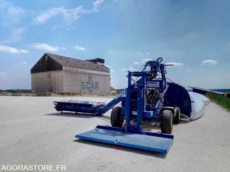 Ensacheuse/boudineuse/ensileuse pour grains céréales mise en service 2017 - Machine agricole: photos 1 Ensacheuse/boudineuse/ensileuse pour grains céréales mise en service 2017 - Machine agricole: photos 1
