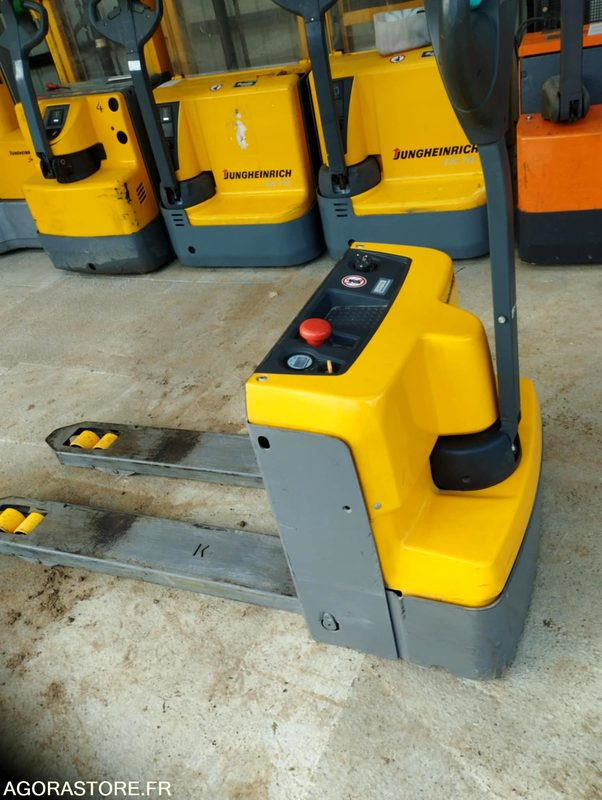 JUNGHEINRICH EJE M13 - 2024 - Transpalette électrique - Matériel de manutention: photos 1 JUNGHEINRICH EJE M13 - 2024 - Transpalette électrique - Matériel de manutention: photos 1