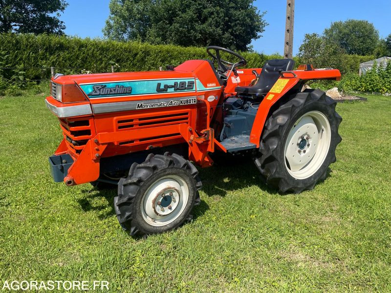 Micro-tracteur Kubota L1-185 - Tracteur agricole: photos 4 Micro-tracteur Kubota L1-185 - Tracteur agricole: photos 4