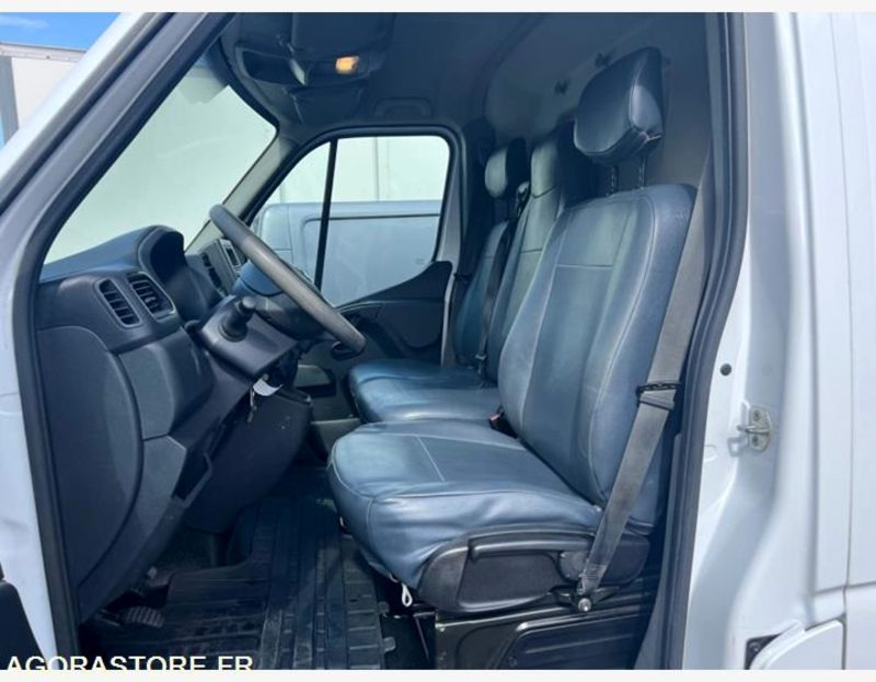 NISSAN NV 400 MASTER 2.3L DCI 150 CV L2H2 - Fourgon utilitaire: photos 4 NISSAN NV 400 MASTER 2.3L DCI 150 CV L2H2 - Fourgon utilitaire: photos 4