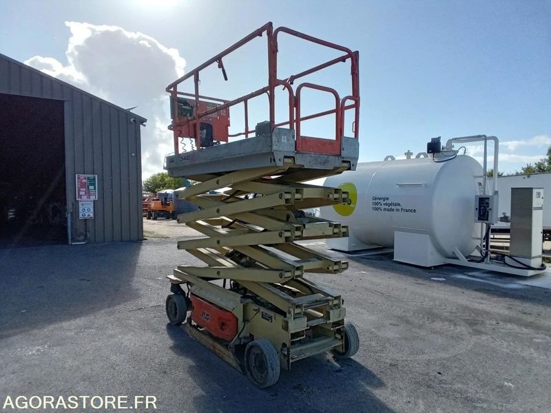 Nacelle ciseaux Electrique JLG 2646ES - Nacelle: photos 5 Nacelle ciseaux Electrique JLG 2646ES - Nacelle: photos 5