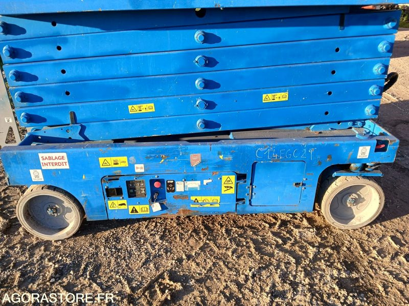 Nacelle ciseaux électrique 14M Genie GS 4047 - Nacelle: photos 5 Nacelle ciseaux électrique 14M Genie GS 4047 - Nacelle: photos 5