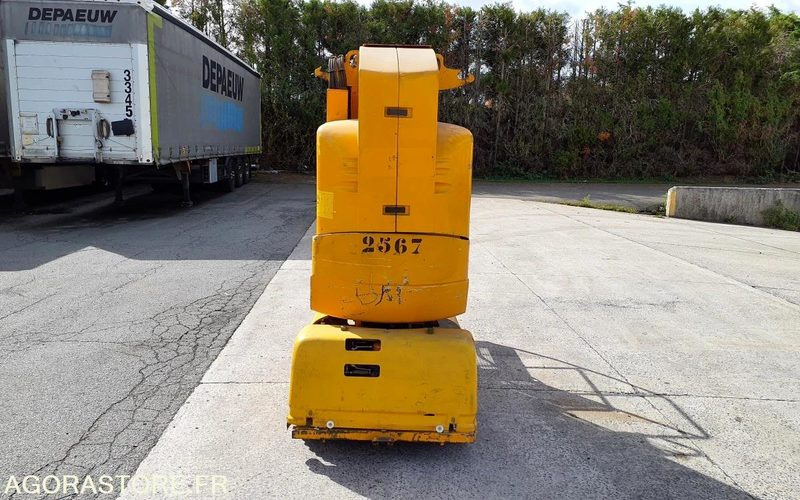 Nacelle électrique Toucan mat Vertical JLG 1100 A - Nacelle: photos 4 Nacelle électrique Toucan mat Vertical JLG 1100 A - Nacelle: photos 4