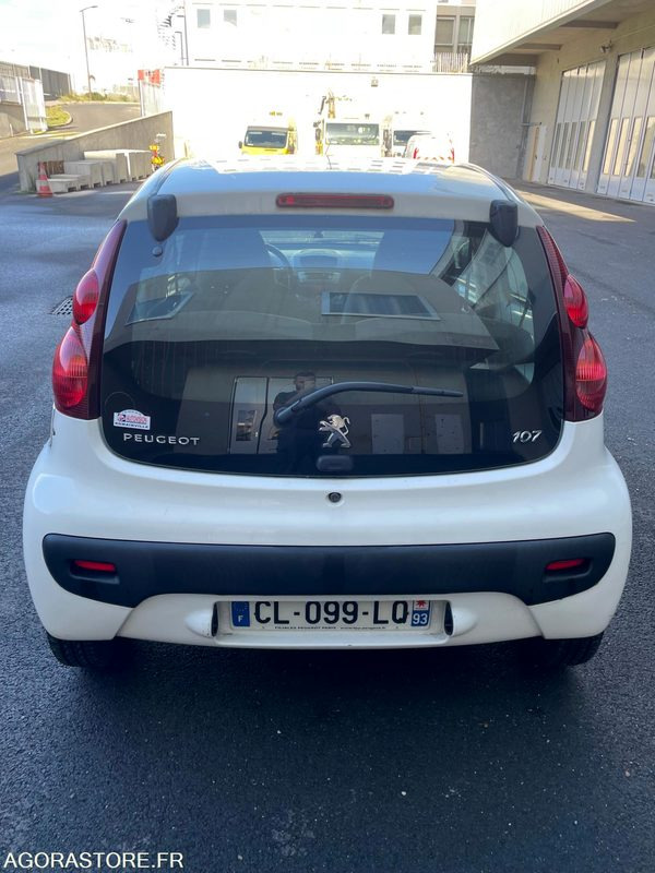 PEUGEOT 107 CL-099-LQ - Voiture: photos 3 PEUGEOT 107 CL-099-LQ - Voiture: photos 3