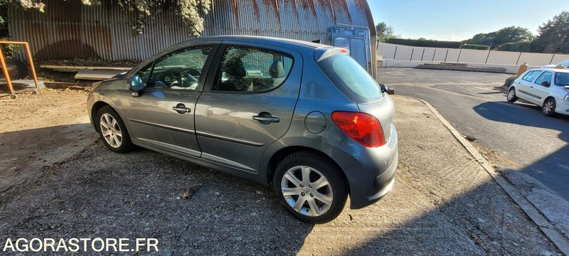 PEUGEOT 207 - 2009 - Voiture: photos 4 PEUGEOT 207 - 2009 - Voiture: photos 4