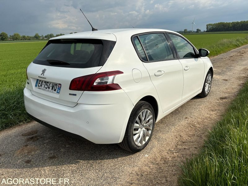 PEUGEOT 308 DIESEL 1.6 L HDI - Voiture: photos 3 PEUGEOT 308 DIESEL 1.6 L HDI - Voiture: photos 3