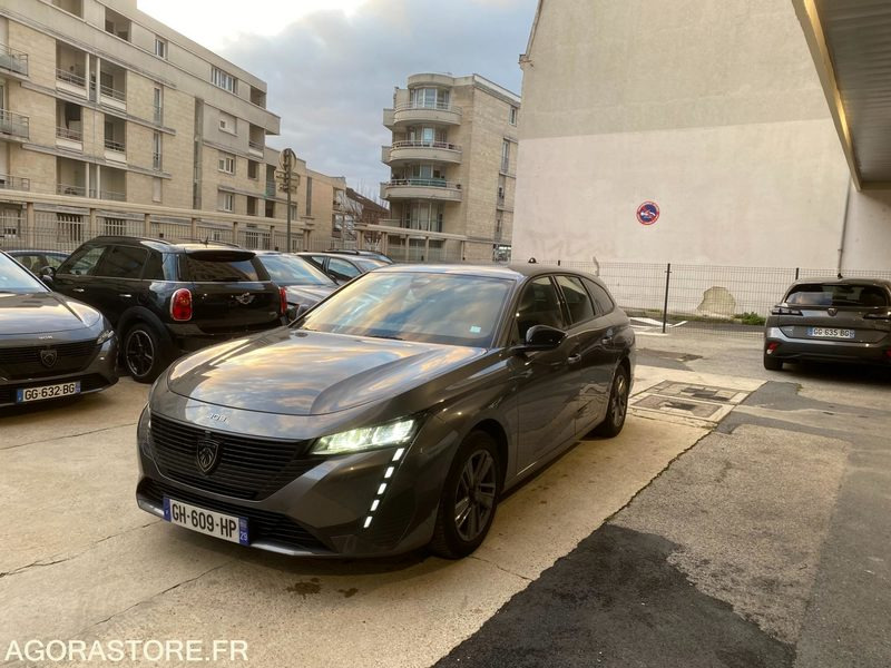 PEUGEOT 308 III (P5) SW 1.5 BlueHDi 16V EAT8 S&S 130 Boîte automatique PAS TVA - Voiture break: photos 1 PEUGEOT 308 III (P5) SW 1.5 BlueHDi 16V EAT8 S&S 130 Boîte automatique PAS TVA - Voiture break: photos 1