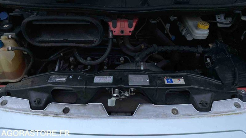 PEUGEOT BOXER - 2010 - Fourgon utilitaire: photos 3 PEUGEOT BOXER - 2010 - Fourgon utilitaire: photos 3