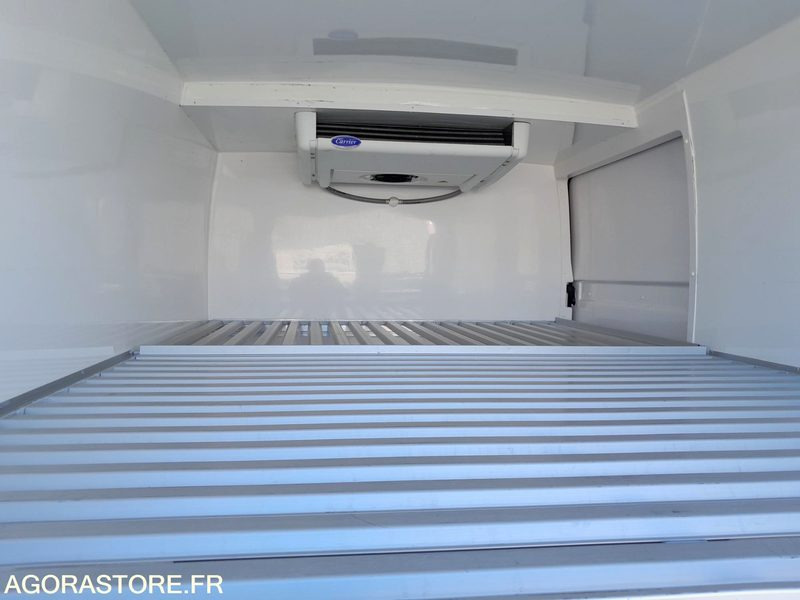 PEUGEOT BOXER FRIGORIFIQUE - 2021 - 26748 km - Utilitaire frigorifique: photos 5 PEUGEOT BOXER FRIGORIFIQUE - 2021 - 26748 km - Utilitaire frigorifique: photos 5
