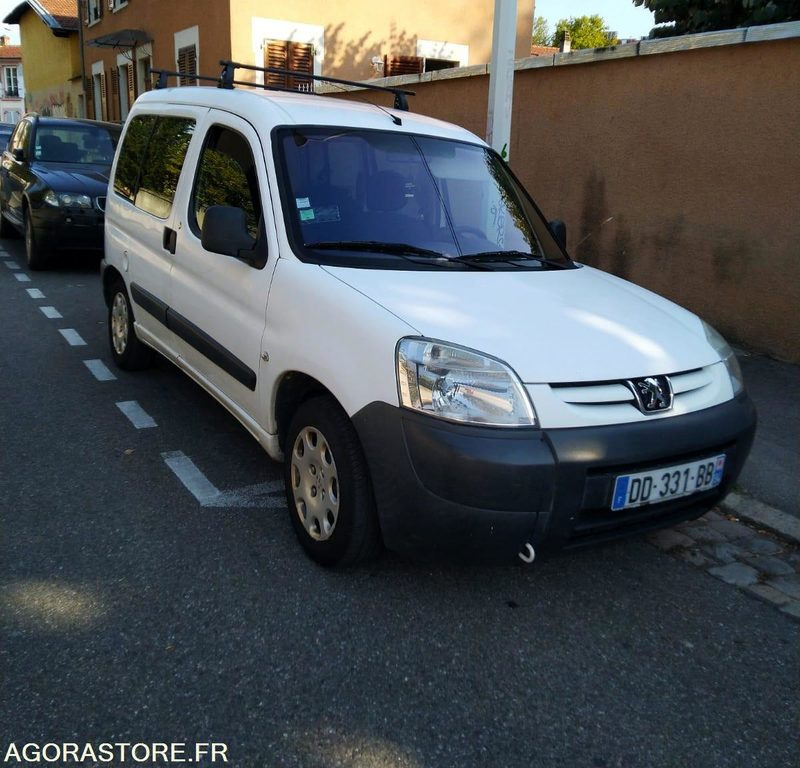 PEUGEOT PARTNER - 2007 / 231 000 KM - Voiture: photos 2 PEUGEOT PARTNER - 2007 / 231 000 KM - Voiture: photos 2