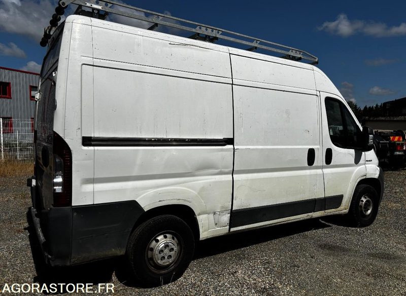 Peugeot Boxer 2l2 hdi 228000km problème calculateur - 2008 - Fourgon utilitaire: photos 5 Peugeot Boxer 2l2 hdi 228000km problème calculateur - 2008 - Fourgon utilitaire: photos 5