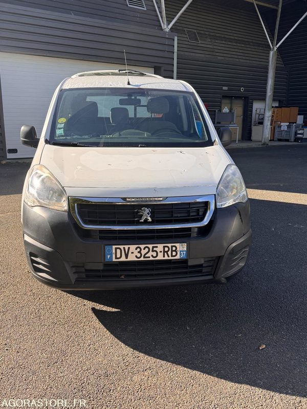 Peugeot Partner Phase 2 L11.6 Blue HDi FAP Fourgon S&S 100cv - Fourgonnette: photos 1 Peugeot Partner Phase 2 L11.6 Blue HDi FAP Fourgon S&S 100cv - Fourgonnette: photos 1