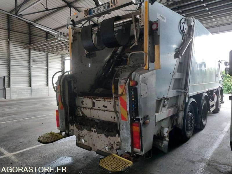 RENAULT - BOM Premium - 2008 / 412 258 km - DW-892-SD (BARA - R51651) - Benne à ordures ménagères: photos 4 RENAULT - BOM Premium - 2008 / 412 258 km - DW-892-SD (BARA - R51651) - Benne à ordures ménagères: photos 4