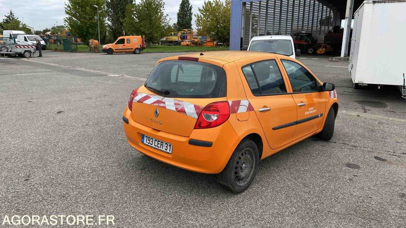 RENAULT CLIO - 2008 - 152276 KM - Voiture: photos 4 RENAULT CLIO - 2008 - 152276 KM - Voiture: photos 4