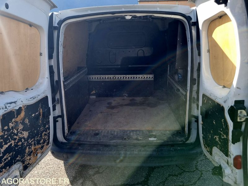 RENAULT - KANGOO EXPRESS GRAND CONFORT - 2018 / 254850KM (M23500) - Fourgonnette: photos 5 RENAULT - KANGOO EXPRESS GRAND CONFORT - 2018 / 254850KM (M23500) - Fourgonnette: photos 5