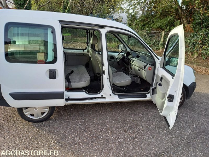 RENAULT Kangoo 3786-SH-33 GPL DANS L'ÉTAT - Fourgonnette: photos 3 RENAULT Kangoo 3786-SH-33 GPL DANS L'ÉTAT - Fourgonnette: photos 3