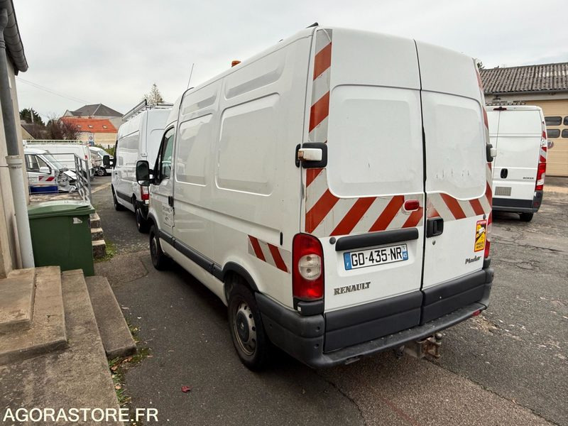 RENAULT MASTER - 2005 - 190100KM - Fourgon utilitaire: photos 4 RENAULT MASTER - 2005 - 190100KM - Fourgon utilitaire: photos 4