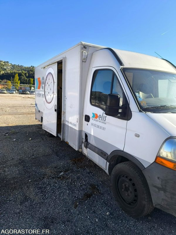 RENAULT MASTER II - 2009 - 318482 Kms - Fourgon utilitaire: photos 2 RENAULT MASTER II - 2009 - 318482 Kms - Fourgon utilitaire: photos 2
