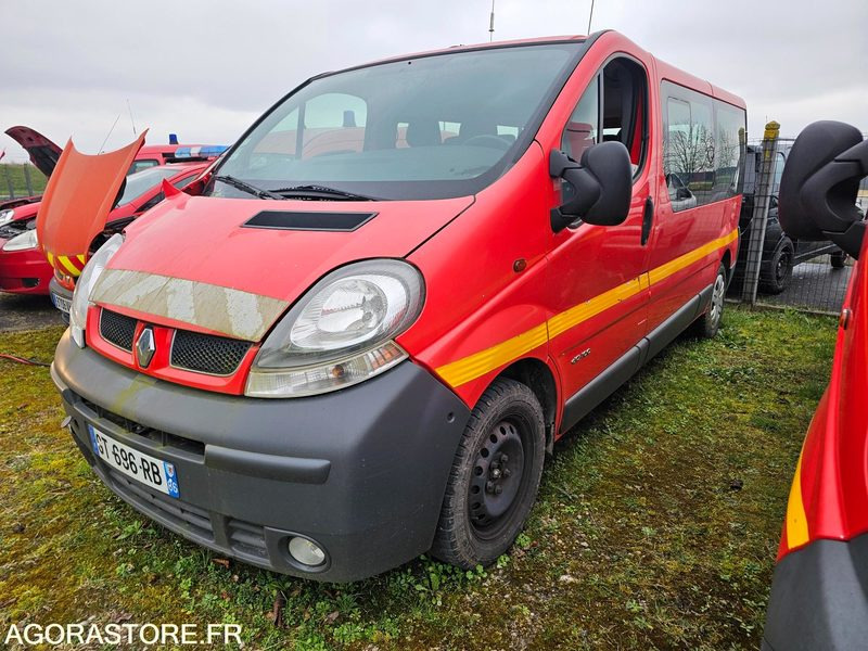 RENAULT TRAFIC 199599kms 2006 - GT696RB - Minibus, Transport de personnes: photos 1 RENAULT TRAFIC 199599kms 2006 - GT696RB - Minibus, Transport de personnes: photos 1