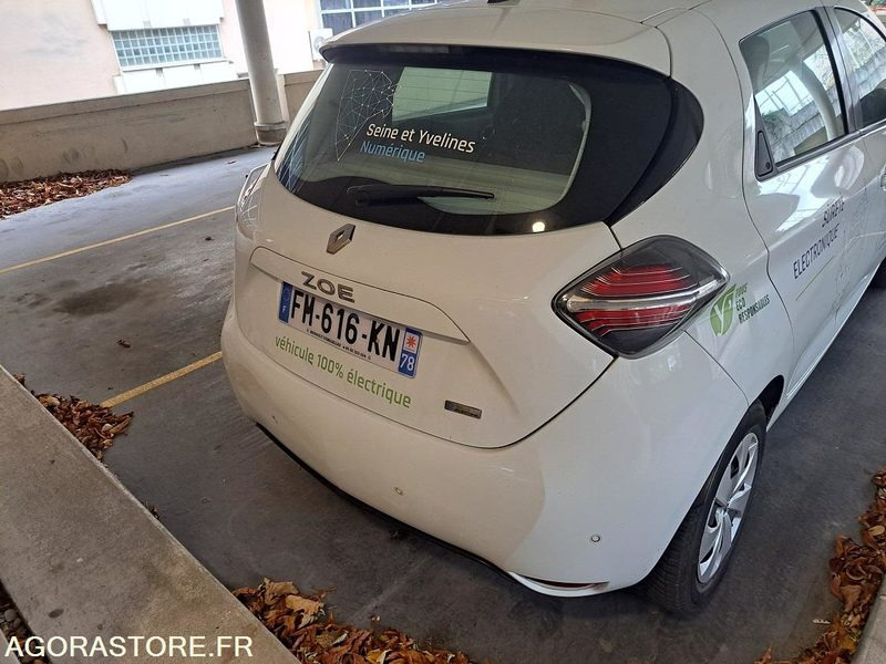 RENAULT - ZOE - 2019 - 65 000 KM - Voiture: photos 2 RENAULT - ZOE - 2019 - 65 000 KM - Voiture: photos 2