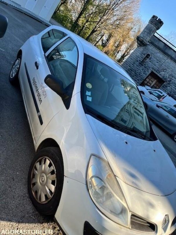 Renault Clio 164741 kms 2007 - Voiture: photos 4 Renault Clio 164741 kms 2007 - Voiture: photos 4