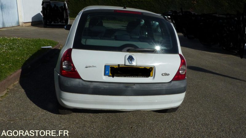 Renault Clio 5 portes phase II 1.2L 75CV - Voiture: photos 4 Renault Clio 5 portes phase II 1.2L 75CV - Voiture: photos 4