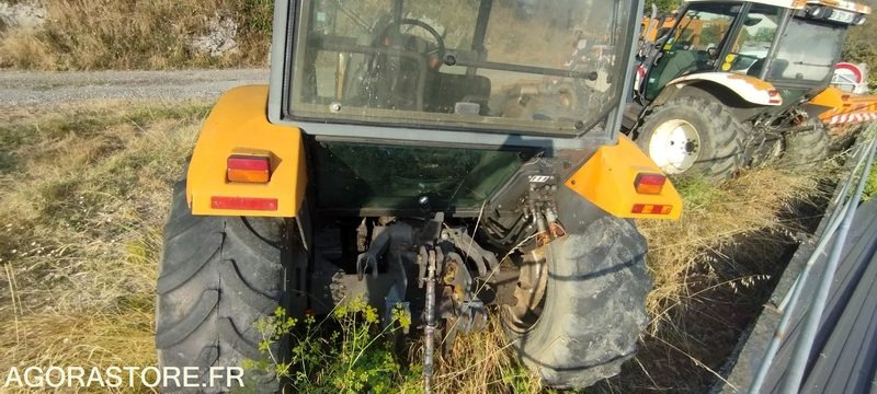 Renault Ergos 100 - 2002 - 15 000 heures (BK-653-HW) - Tracteur agricole: photos 3 Renault Ergos 100 - 2002 - 15 000 heures (BK-653-HW) - Tracteur agricole: photos 3