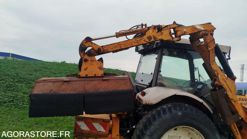 Renault Ergos 446 - 2009 - 10940h - 492CKV31 - Tracteur agricole: photos 5 Renault Ergos 446 - 2009 - 10940h - 492CKV31 - Tracteur agricole: photos 5
