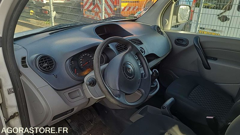 Renault Kangoo - 2011 - 125072kms - BE049EM - Fourgonnette: photos 5 Renault Kangoo - 2011 - 125072kms - BE049EM - Fourgonnette: photos 5
