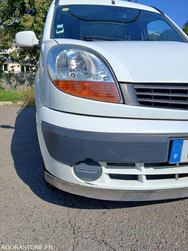 Renault Kangoo 8027 ZV 42 - Fourgonnette: photos 5 Renault Kangoo 8027 ZV 42 - Fourgonnette: photos 5