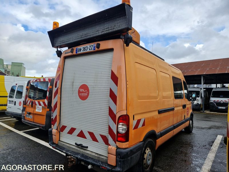 Renault Master - 195931- 2005- BN363ZZ - Fourgon utilitaire: photos 3 Renault Master - 195931- 2005- BN363ZZ - Fourgon utilitaire: photos 3