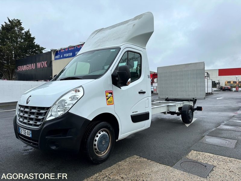 Renault Master III 2.3 DCI Plateau avec Hayon - Châssis cabine: photos 2 Renault Master III 2.3 DCI Plateau avec Hayon - Châssis cabine: photos 2
