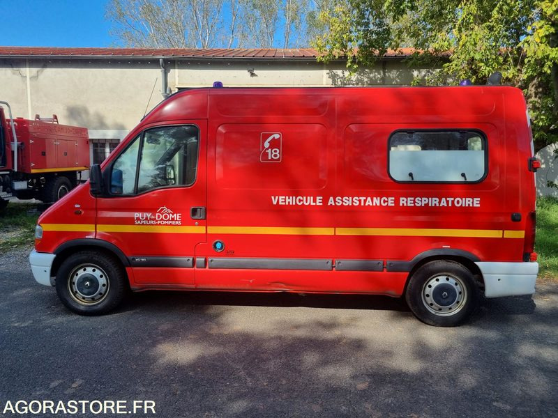 Renault Master L2 H2 - CV 642 KM - Compresseur - 2002 - Fourgon utilitaire: photos 2 Renault Master L2 H2 - CV 642 KM - Compresseur - 2002 - Fourgon utilitaire: photos 2