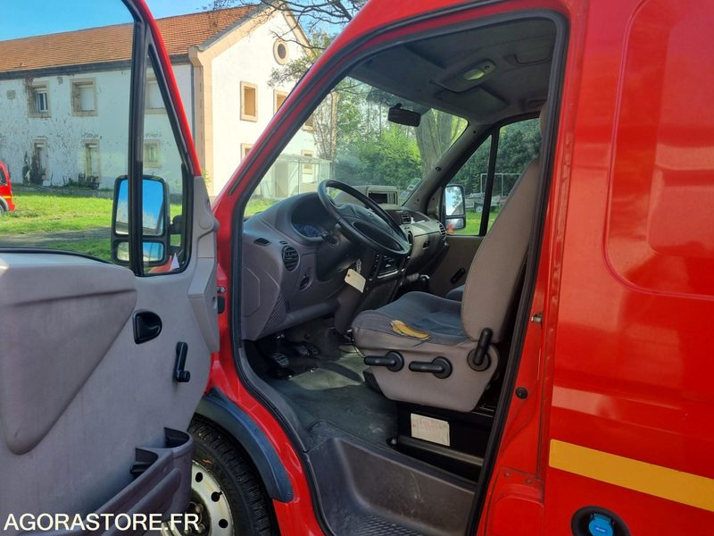 Renault Master L2H2 - CH 738 CG - Compresseur - 2001 - Fourgon utilitaire: photos 5 Renault Master L2H2 - CH 738 CG - Compresseur - 2001 - Fourgon utilitaire: photos 5