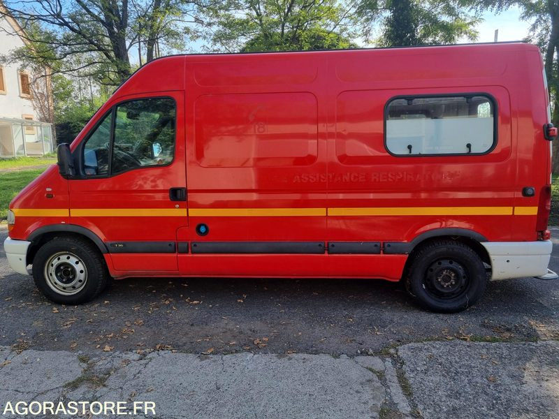 Renault Master L2H2 - CH 738 CG - Compresseur - 2001 - Fourgon utilitaire: photos 2 Renault Master L2H2 - CH 738 CG - Compresseur - 2001 - Fourgon utilitaire: photos 2