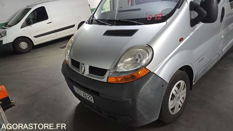 Renault Trafic - 2004 - 257907kms - 1707-XB-22 - Minibus, Transport de personnes: photos 1 Renault Trafic - 2004 - 257907kms - 1707-XB-22 - Minibus, Transport de personnes: photos 1