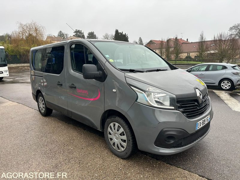 Renault Trafic 9 places / EA-685-YG / 329 719kms - Minibus, Transport de personnes: photos 3 Renault Trafic 9 places / EA-685-YG / 329 719kms - Minibus, Transport de personnes: photos 3