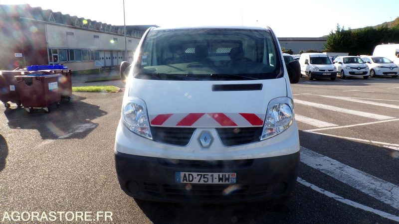 Renault Trafic AD-751-WW (BE) - Fourgon utilitaire: photos 2 Renault Trafic AD-751-WW (BE) - Fourgon utilitaire: photos 2