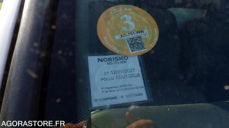 Renault Trafic AD-751-WW (BE) - Fourgon utilitaire: photos 3 Renault Trafic AD-751-WW (BE) - Fourgon utilitaire: photos 3