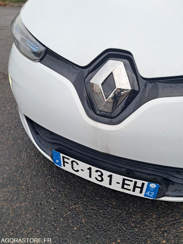 Renault ZOE FC-131-EH - Voiture: photos 3 Renault ZOE FC-131-EH - Voiture: photos 3