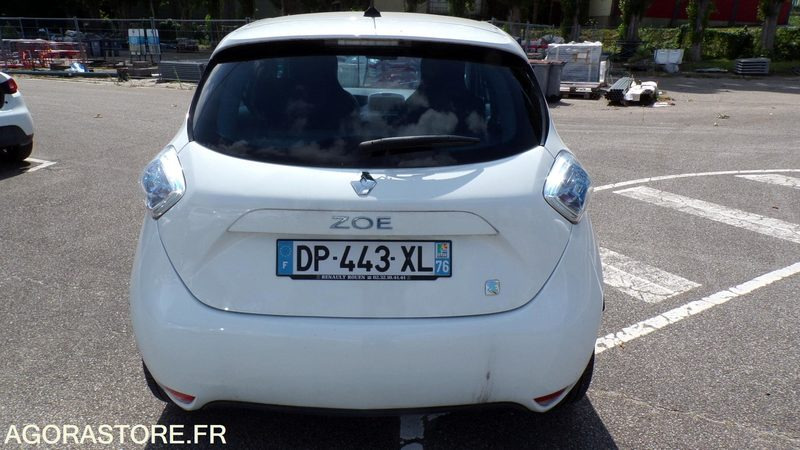 Renault Zoe DP-443-XL (BP) - Voiture: photos 5 Renault Zoe DP-443-XL (BP) - Voiture: photos 5