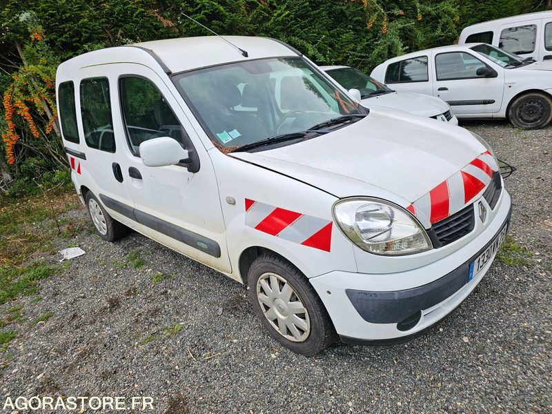 Renault kangoo - 2007 - 243472km - 1330WN28 - Voiture: photos 2 Renault kangoo - 2007 - 243472km - 1330WN28 - Voiture: photos 2