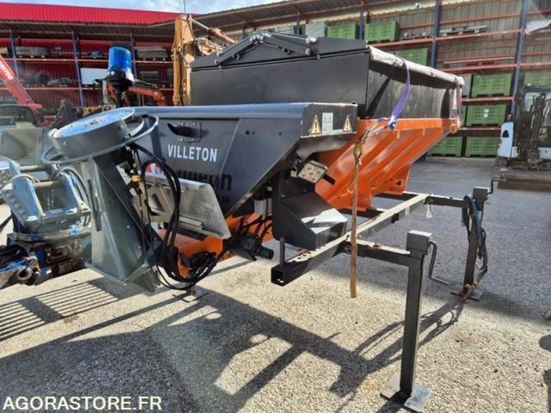 SALEUSE EPOKE S2400 ES 2014 AVEC MOTEUR AUXILIAIRE - Matériel de jardinage: photos 5 SALEUSE EPOKE S2400 ES 2014 AVEC MOTEUR AUXILIAIRE - Matériel de jardinage: photos 5