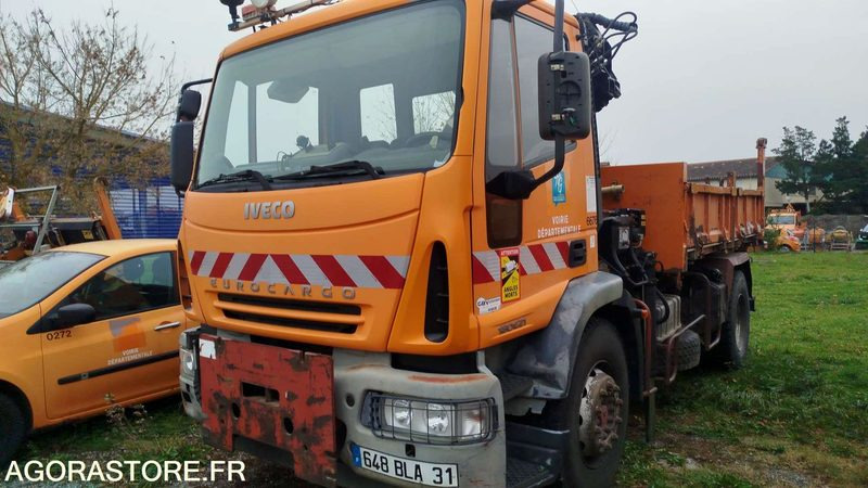 IVECO EURO CARGO - 2005 - 199988km - 648BLA31 - Semi-remorque: photos 1 IVECO EURO CARGO - 2005 - 199988km - 648BLA31 - Semi-remorque: photos 1