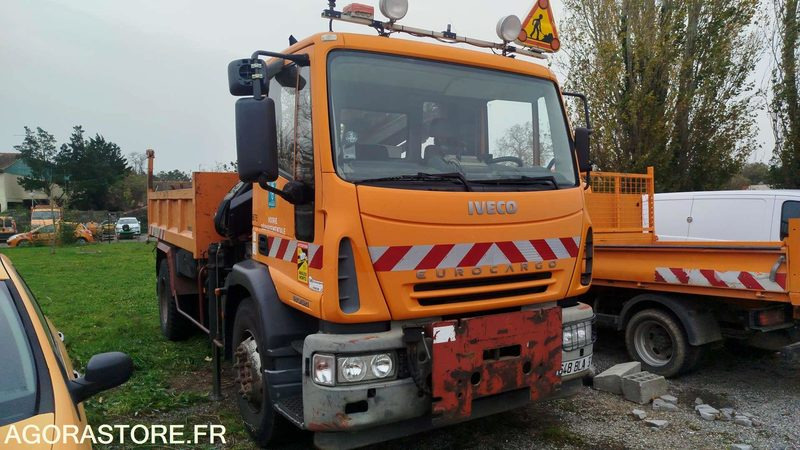 IVECO EURO CARGO - 2005 - 199988km - 648BLA31 - Semi-remorque: photos 2 IVECO EURO CARGO - 2005 - 199988km - 648BLA31 - Semi-remorque: photos 2